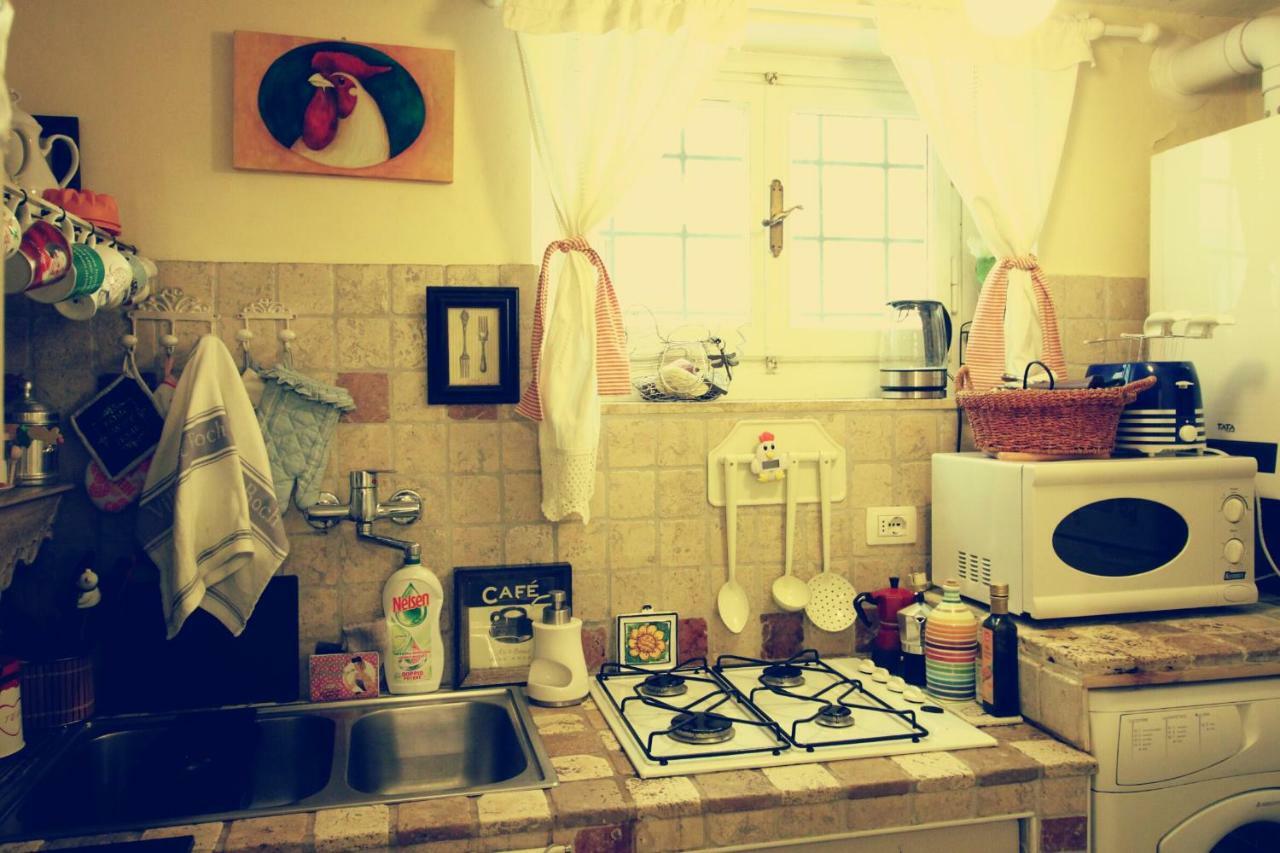 Hand Decorated House With Court フィレンツェ エクステリア 写真
